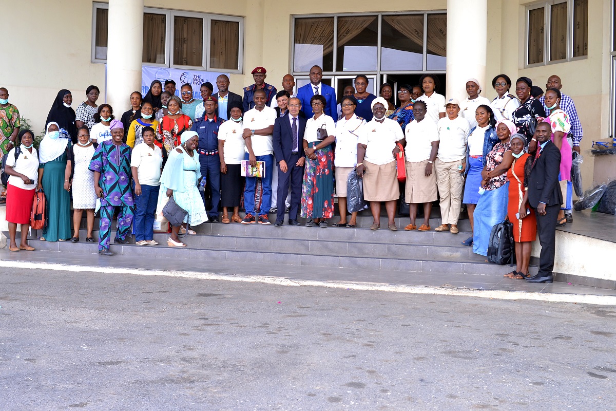 A former Registrar of the University of Ibadan and the Ekefa Iyalode of Ibadanland, Chief (Mrs.) Moji Ladipo making a contribution during the Flood Early Warning Stakeholders Workshop